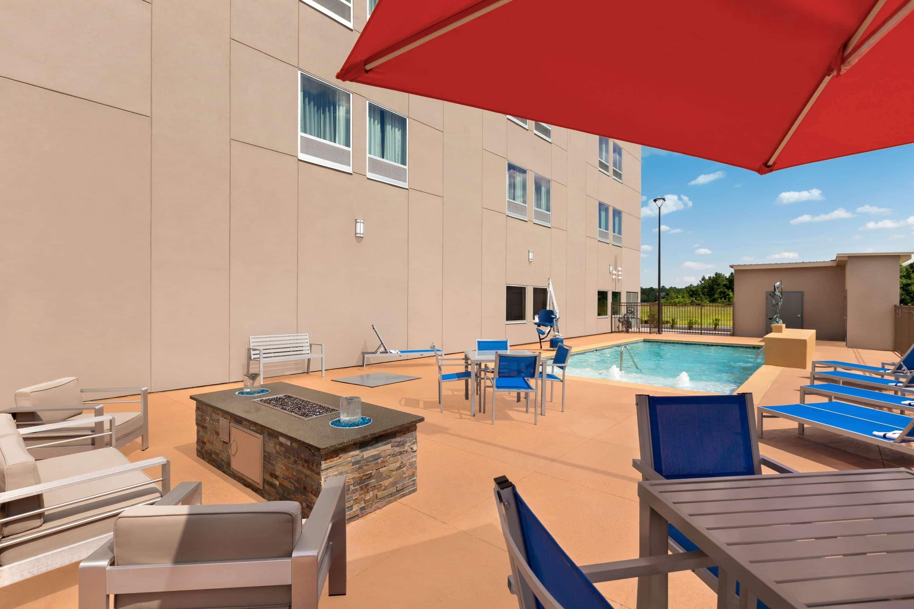 La Quinta Brunswick/Golden Isles Hotel Buitenkant foto