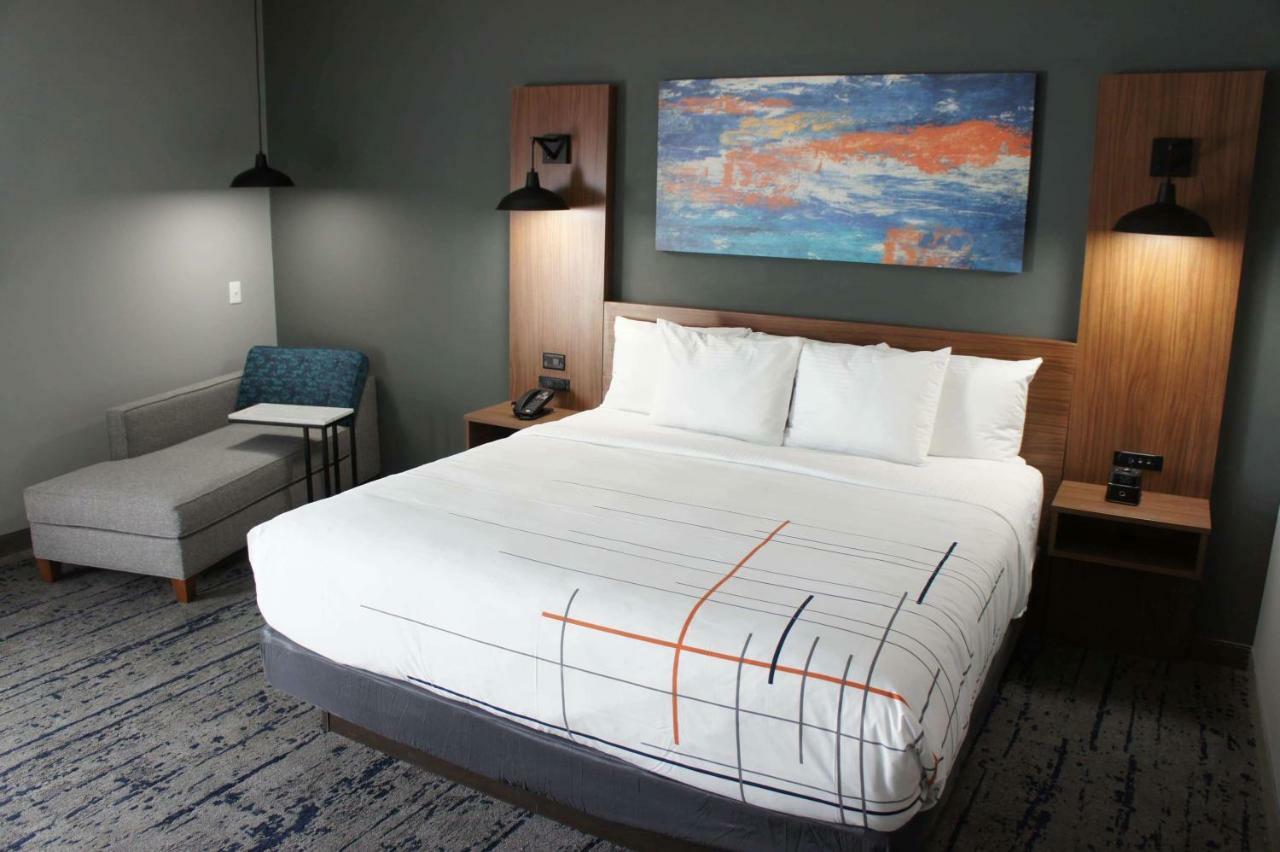 La Quinta Brunswick/Golden Isles Hotel Buitenkant foto